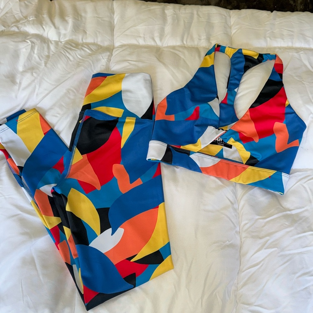 MATCHING SET: Beach Riot Sport Piper Workout Mod Leggings & Sports Bra
